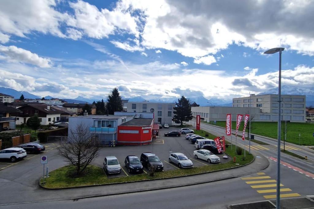 Visionary Hospitality Rothenburg, Lucerne - Premium Apartments With Free Parking, Washer, Kitchen, Terrace, 15' City Eksteriør bilde
