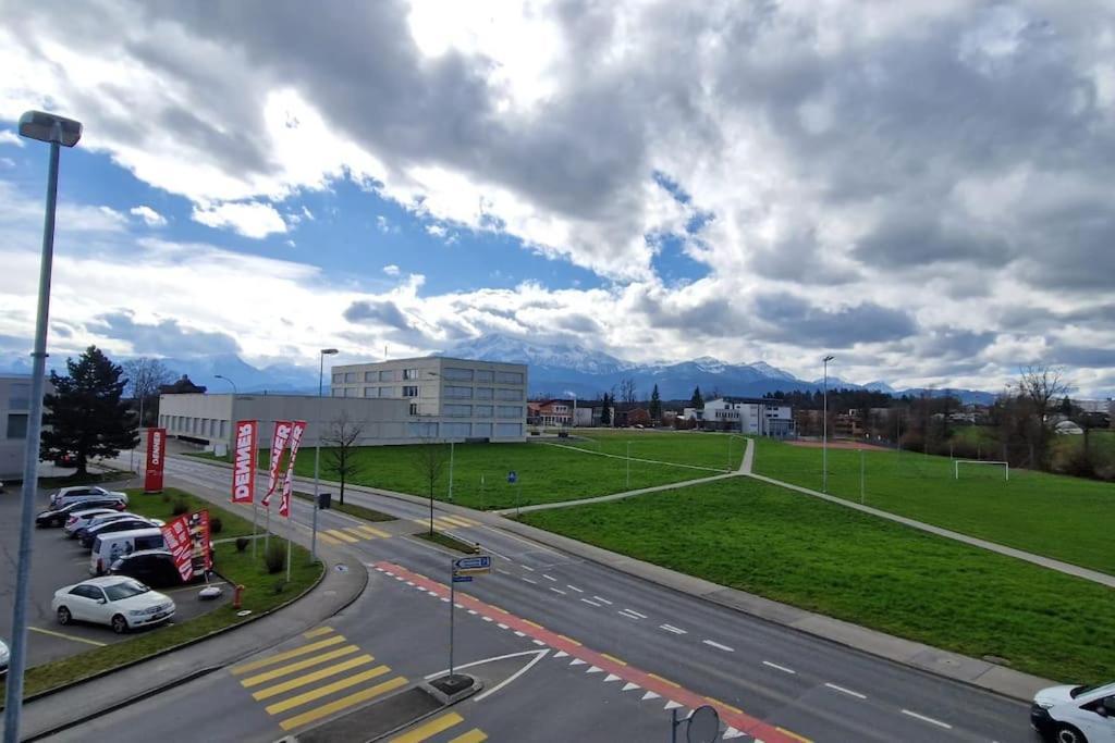 Visionary Hospitality Rothenburg, Lucerne - Premium Apartments With Free Parking, Washer, Kitchen, Terrace, 15' City Eksteriør bilde
